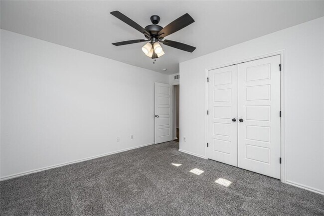 Building Photo - 8516 Gibbs Dr