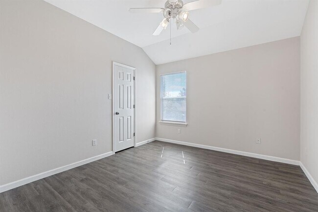 Building Photo - 2338 Brookhollow Terrace