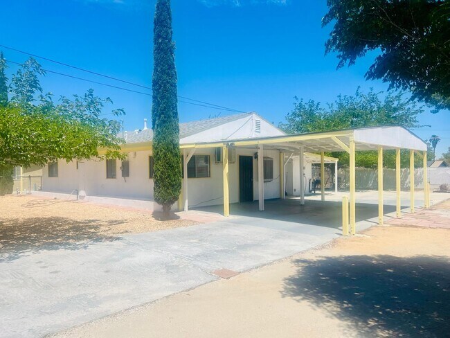 Building Photo - Charming 3-Bedroom Home including 250sqft ...