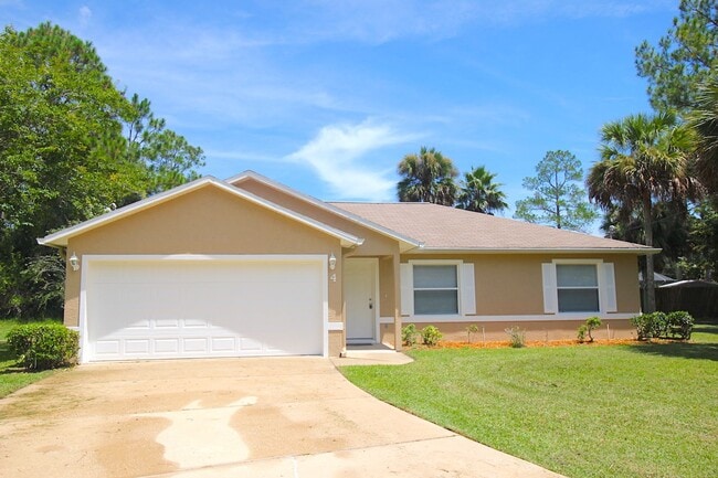 Building Photo - Roomy 3 Bed 2 Bath Screened Lanai Home for Rent in Pine Lakes