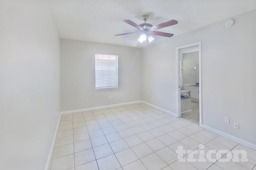 Building Photo - 417 Filmore Dr