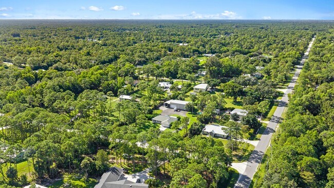 Building Photo - 12904 159th St N