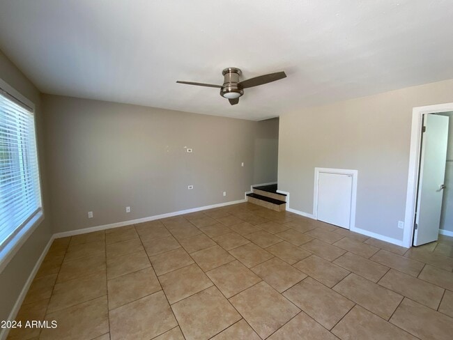 Building Photo - 14405 Teakwood Ln