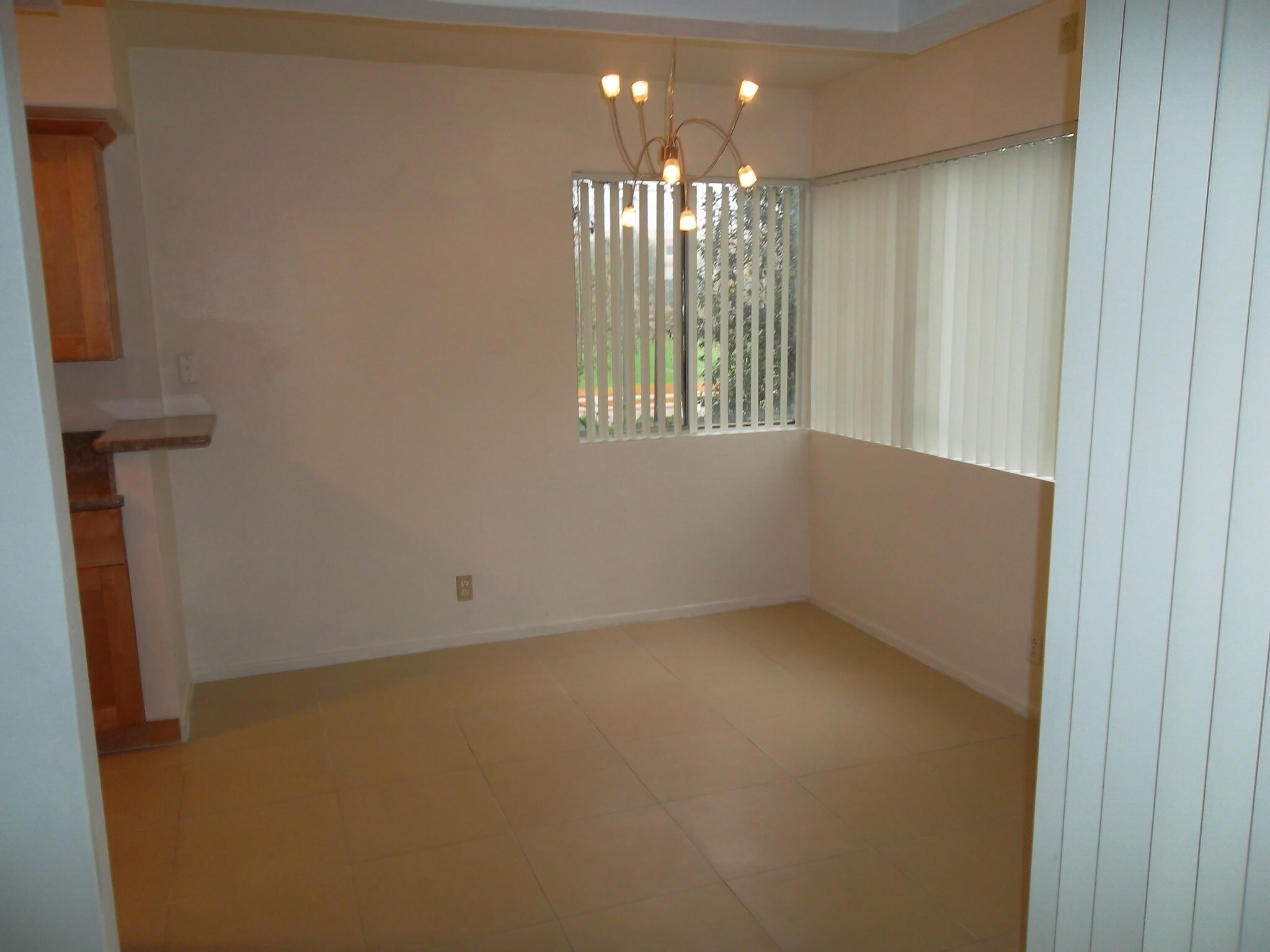 Dining Room - 1857 W Malvern Ave