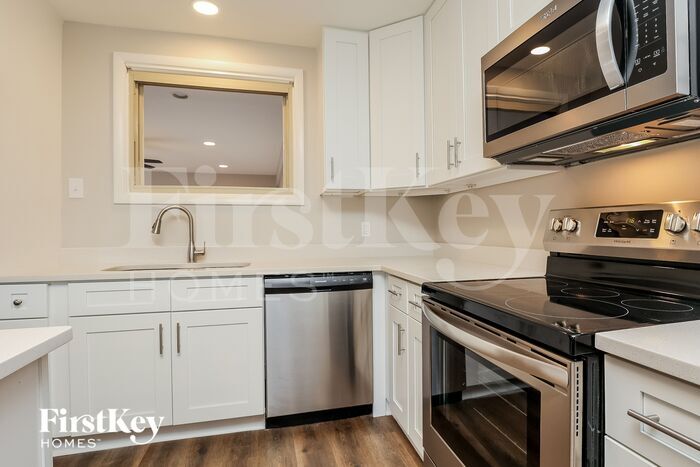 Building Photo - 3810 Bonnacreek Dr