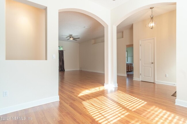 Building Photo - 153 Sanwick Dr