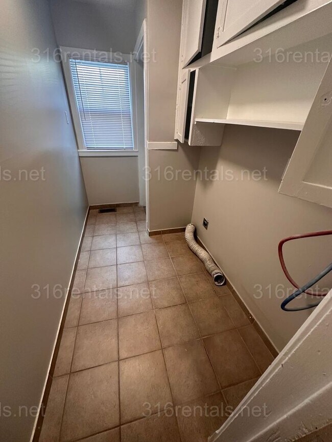 Building Photo - COMING SOON, PLEASE CHECK BACK AT A LATER DATE