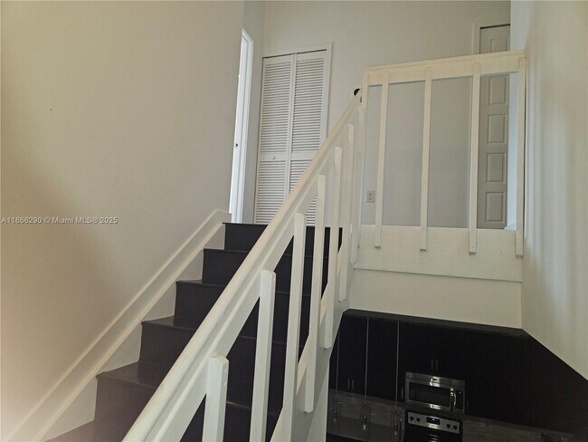 Building Photo - 17606 SW 149th Pl