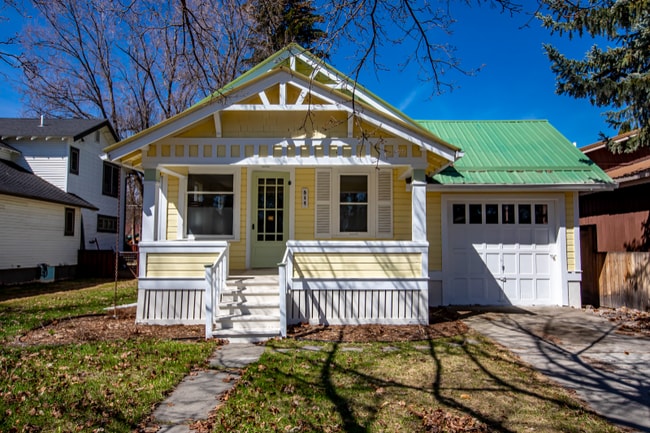 Building Photo - 514 Somers Ave