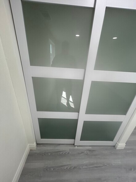 Building Photo - 210 W Monroe Ave