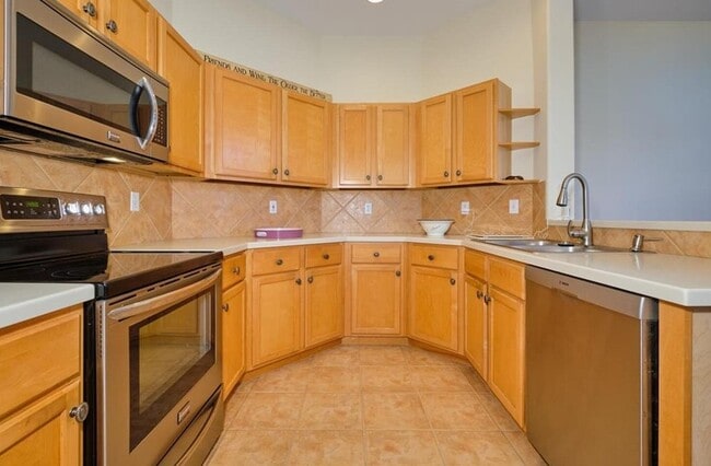 Building Photo - 16491 Millstone Cir