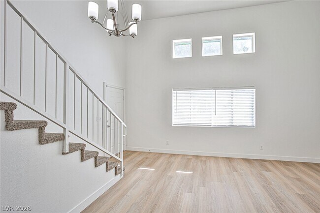 Building Photo - 5238 Souvenir Ln