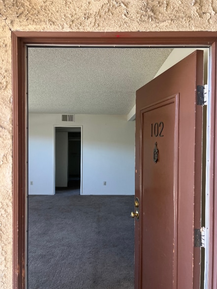 Primary Photo - 27626 Violin Canyon Rd