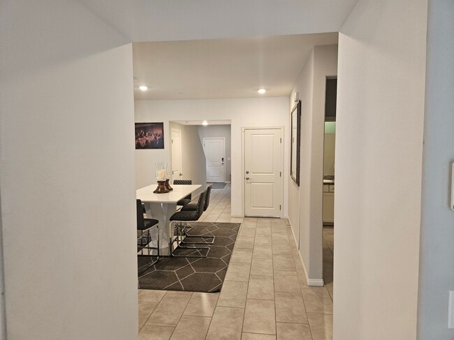 Building Photo - 10754 Hickam Ave