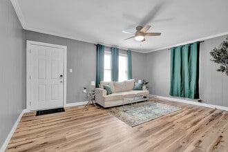 Building Photo - 1709 Clay St