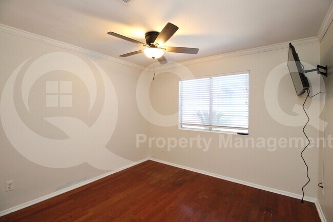 Building Photo - 254 E Nunneley Rd