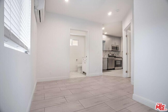 Building Photo - 1844 18th St