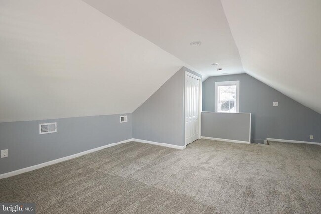 Building Photo - 4912 Brandywine St NW