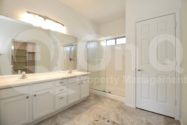 Building Photo - 17413 N 19th Run
