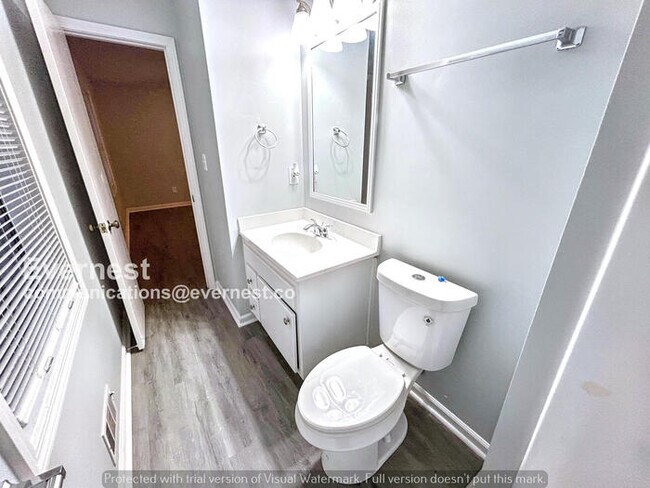 Building Photo - 1361 Fairridge Cir SW