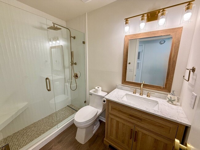 Building Photo - Completely renovated 2 bedroom 2 bath waterfront condo for rent near Pensacola Beach!