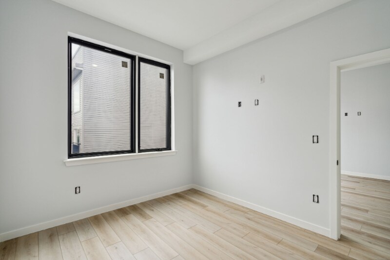 Building Photo - 1112 E Berks St