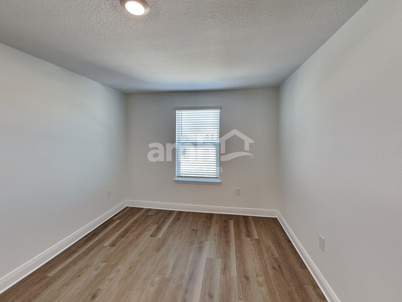 Building Photo - 5313 Boulder Crk Cv