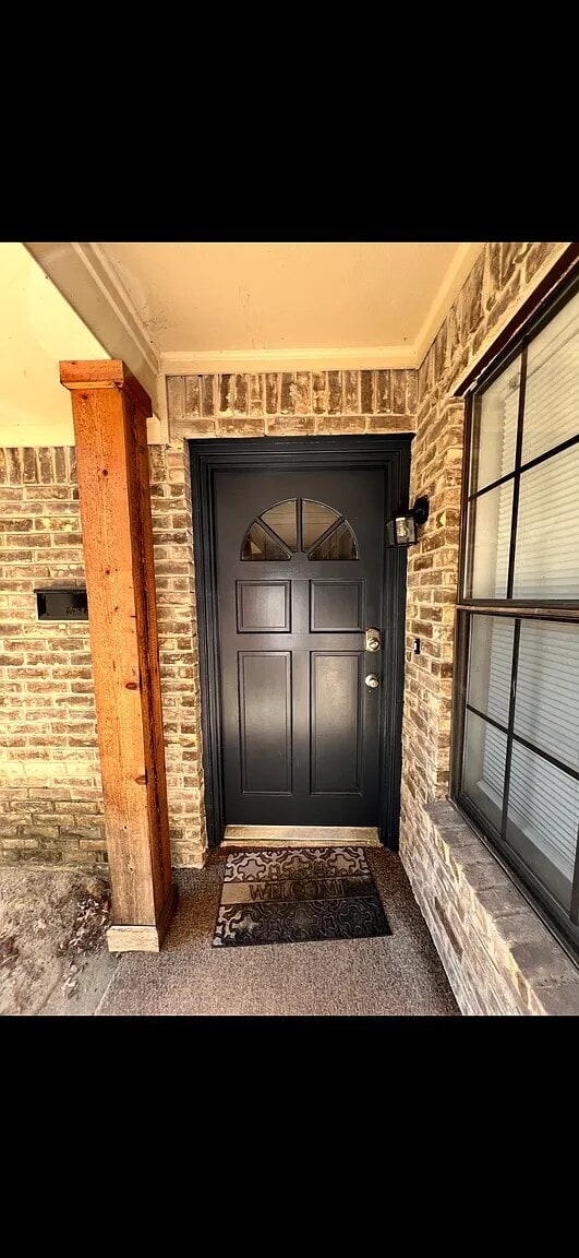 Building Photo - 356 Park Brook Dr