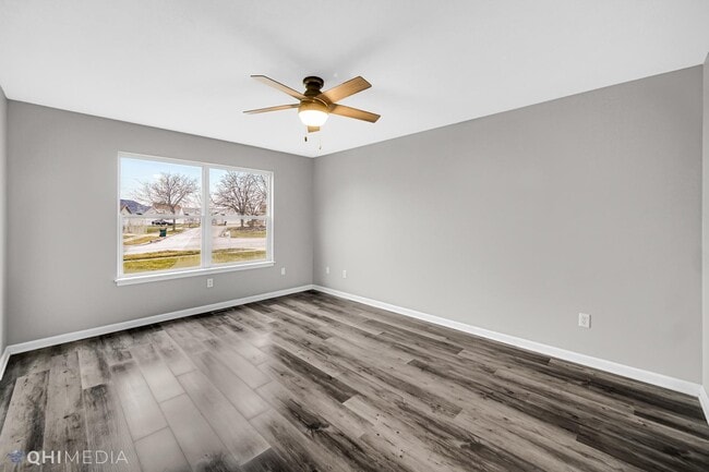 Building Photo - 1218 W 85th Ave