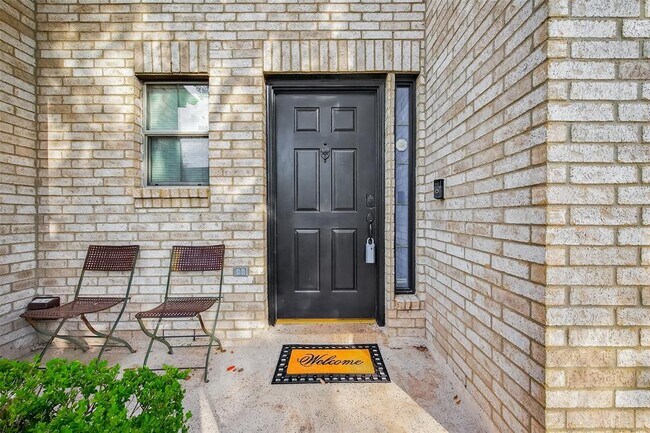 Building Photo - 21515 White Falls Ln