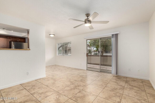 Building Photo - 616 S Hardy Dr