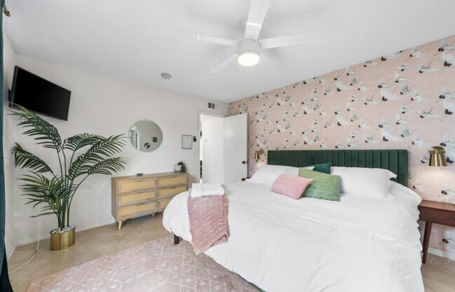 Building Photo - 3351 NW 67th St