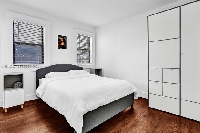 Building Photo - 1656 Polk St