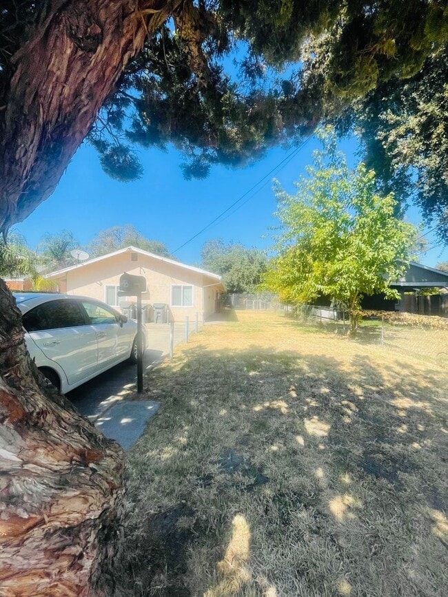 Building Photo - 9316001/51^^