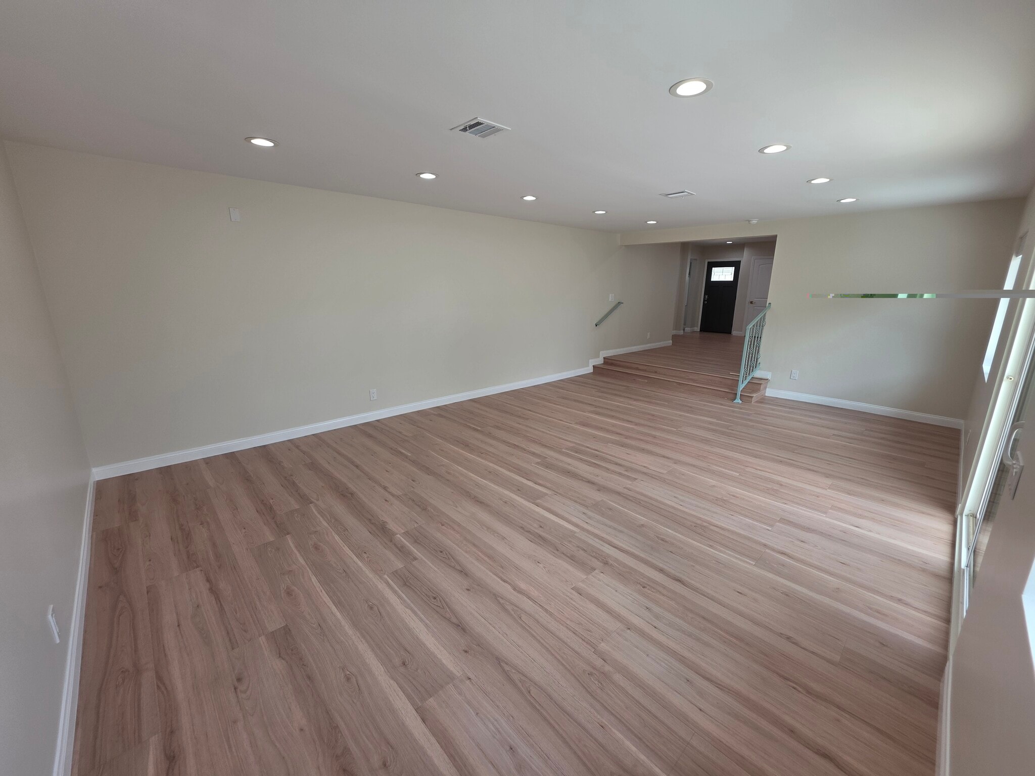 Building Photo - 6829 Murietta Ave
