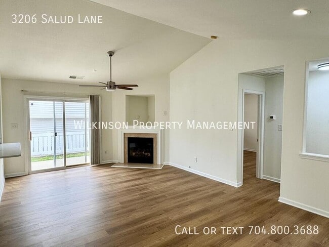 Building Photo - 3206 Salud Ln