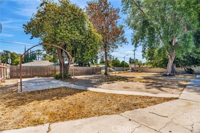 Building Photo - 5828 Whitsett Ave