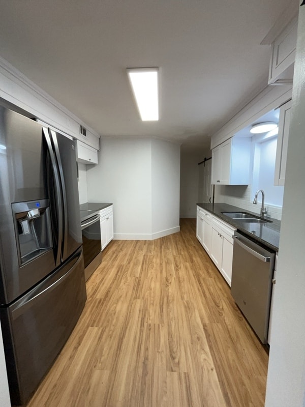 Building Photo - 4615 Mars Ct