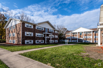 Building Photo - 14538 S Cottage Grove Ave