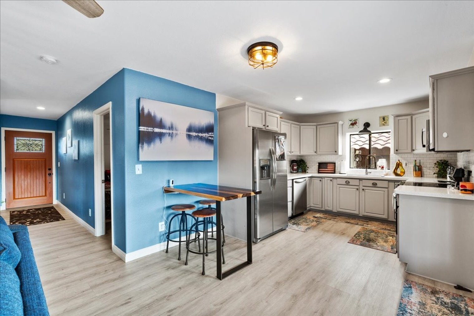Building Photo - 2402 Desert Willow Dr