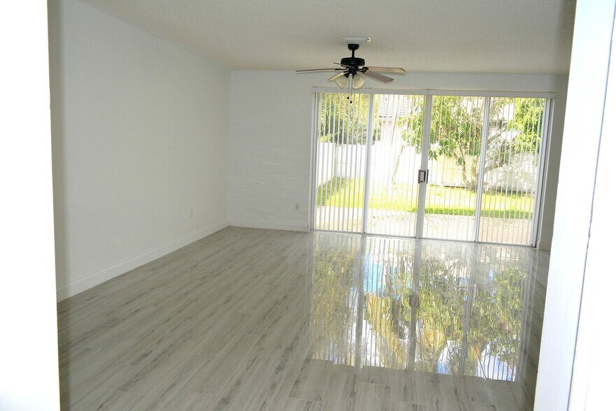 Building Photo - 3003 Caffia Way