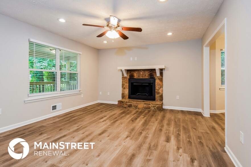 Building Photo - 479 Mill Ln