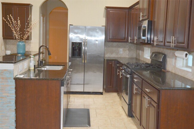 Building Photo - 7847 Mesquite Manor Ln