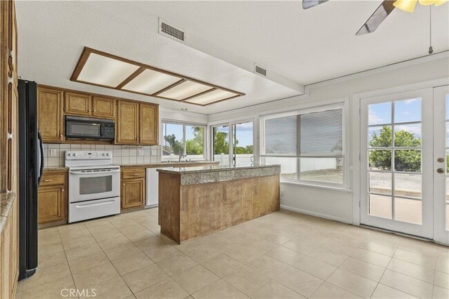 Building Photo - 26642 Avenida Veronica