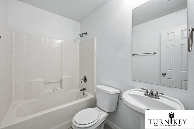 Building Photo - Ready NOW! Stunning 3/2 Duplex in West Fort Worth — Granite Kitchen, Garage & Fenced Yard!
