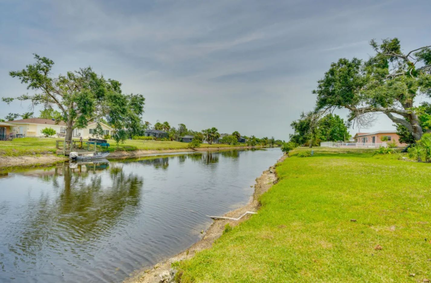 Canal View - 237 Caddy Rd