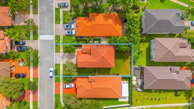 Building Photo - 19250 NW 12th Manor