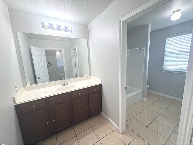 Building Photo - 6926 Atwood Preserve Ct