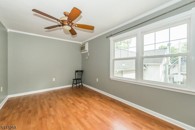 Building Photo - 37 Embury Pl