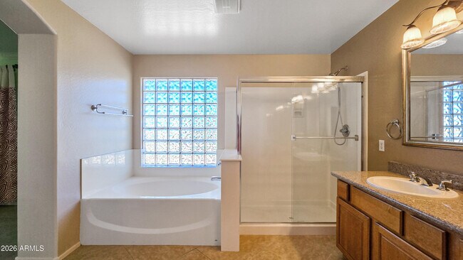 Building Photo - 14226 W Wethersfield Rd